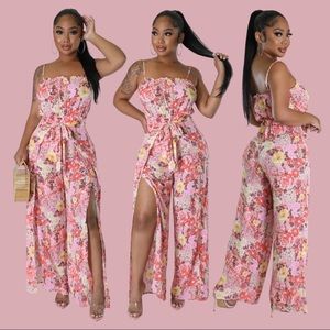 ✨NWT✨ Womens Floral Print Jumpsuit